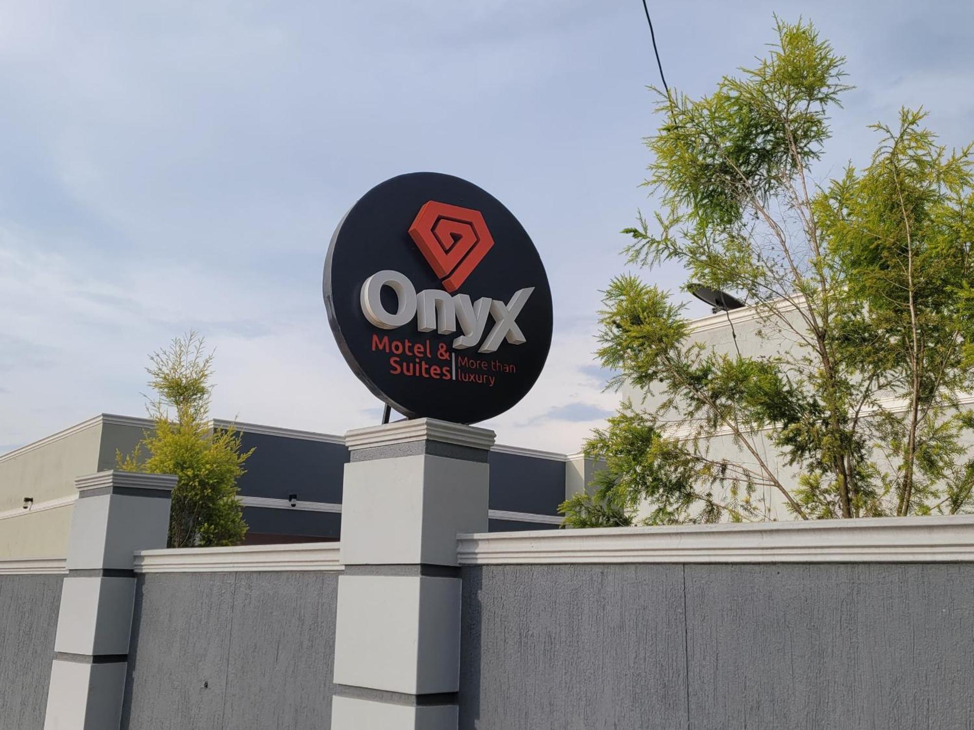 Onyx Motel And Suites Mbarara 外观 照片